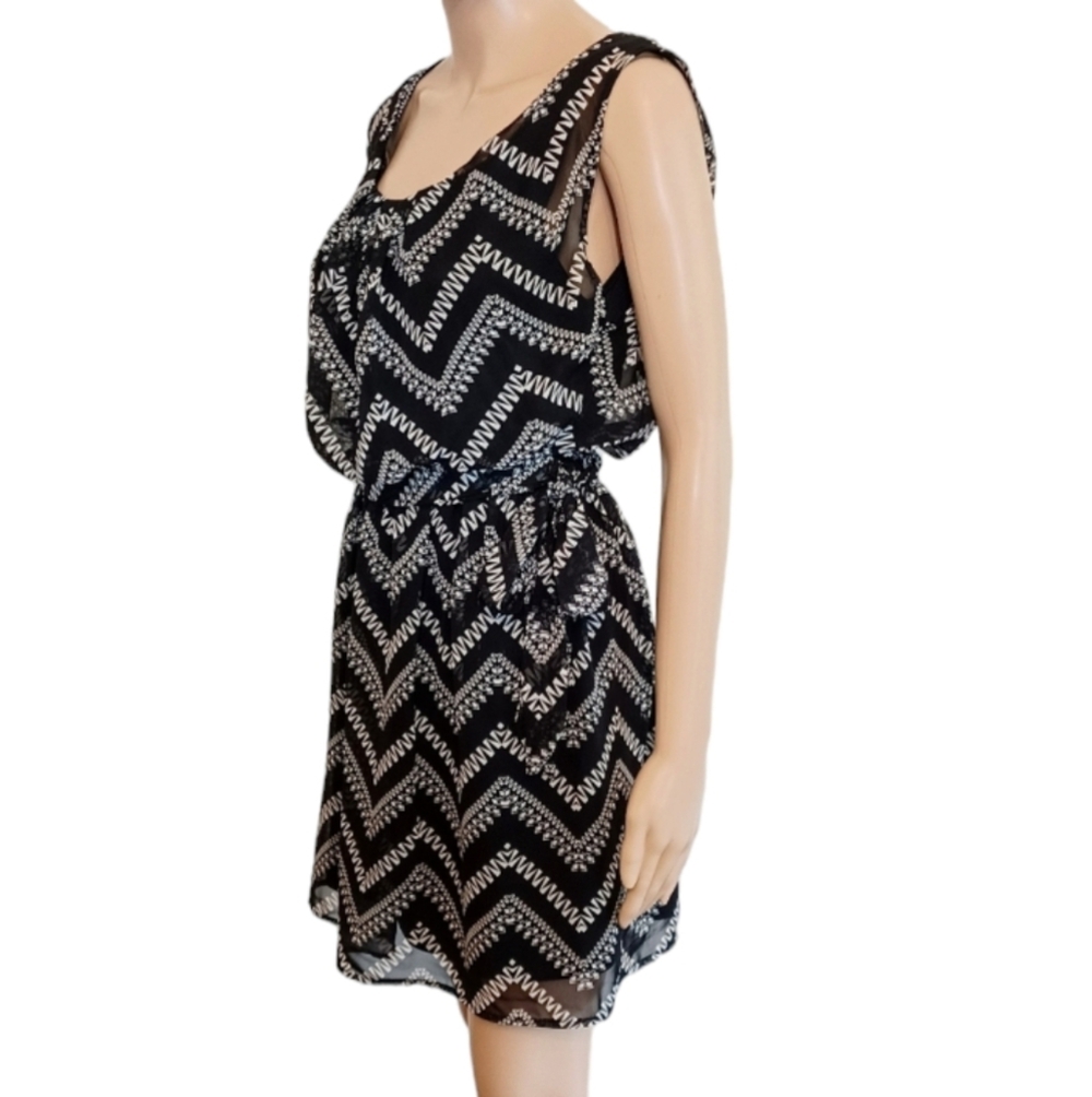 Lily Rose Dress - Size Small